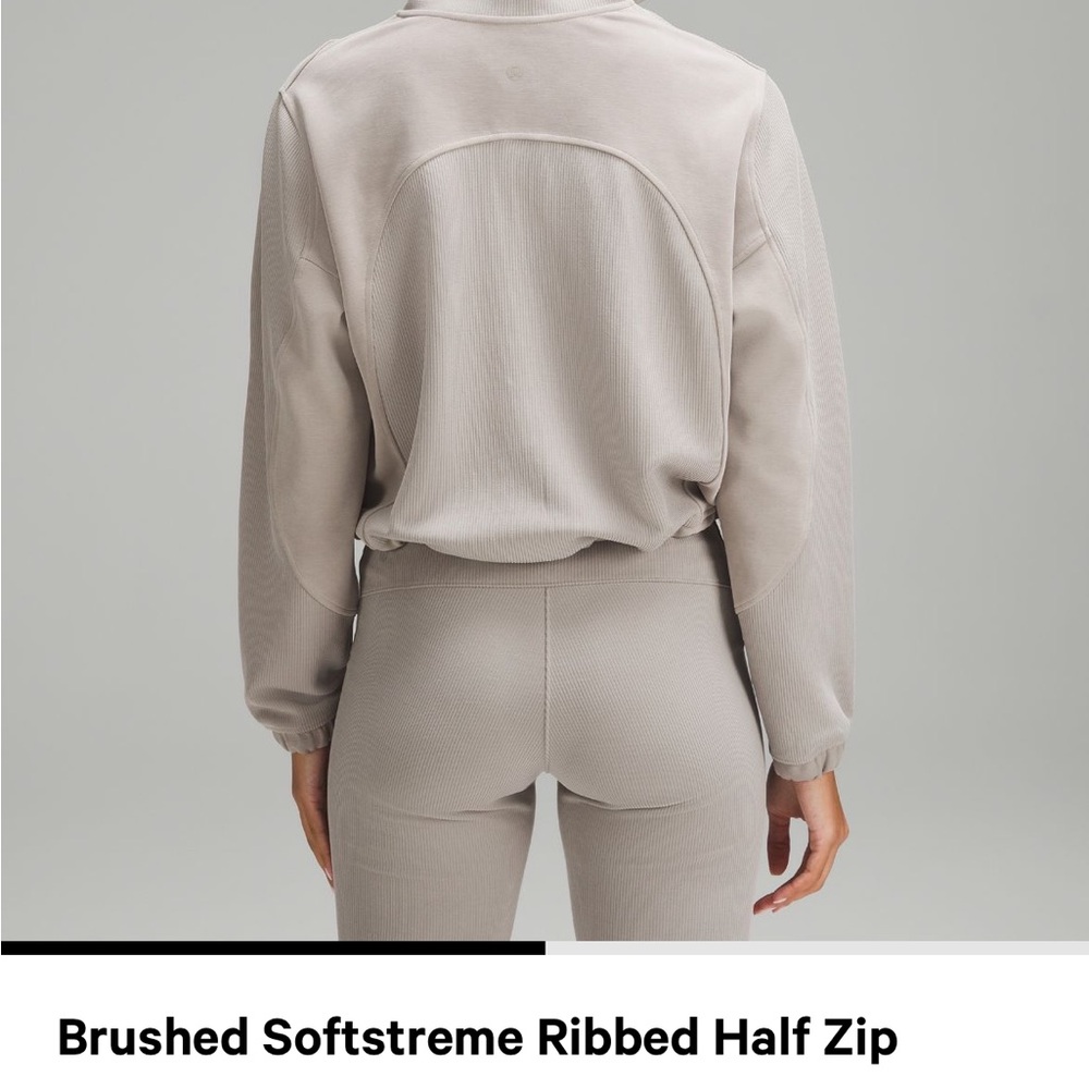 New with tags brushed soft stream ribbed half zip lululemon top.